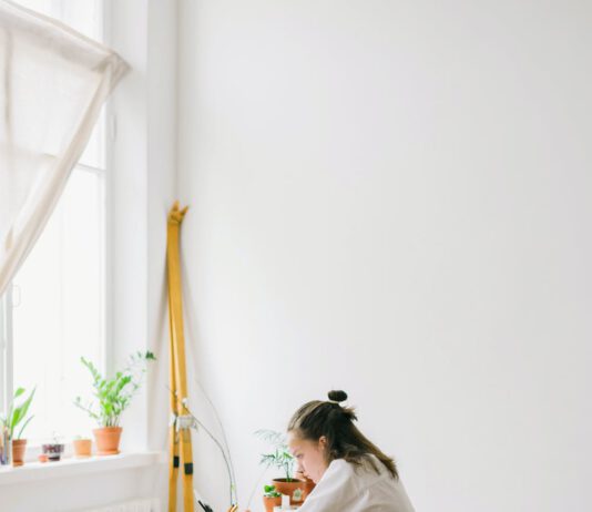 Jak proměnit běžný dětský pokoj na domácí učebnu?